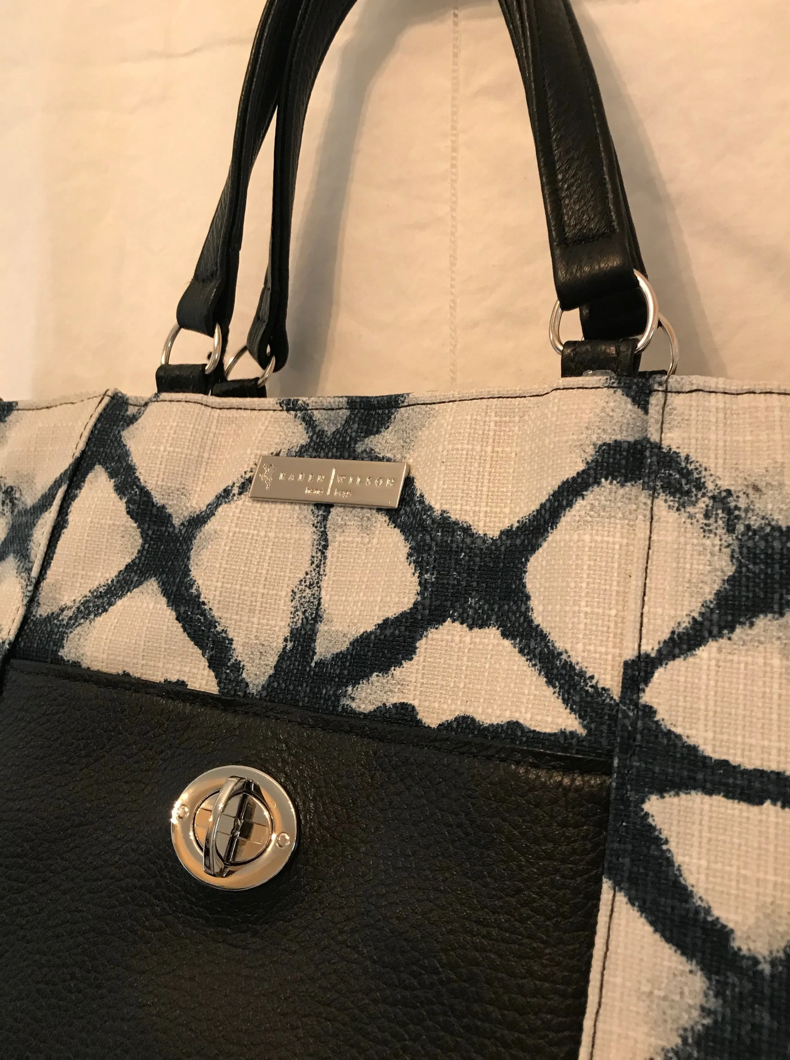 3039  Tie Dye Tote