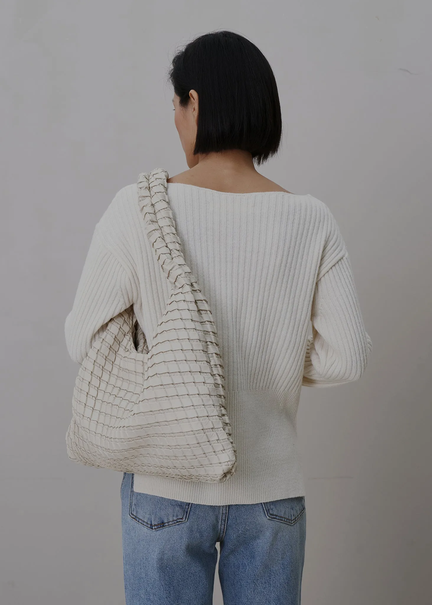 Textured Hobo Bag_Vanlla